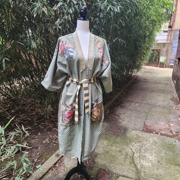 KIMONO Bucolic Boho Floral Style  Vintage-Inspired Artisanal Design - Picture 1 of 12